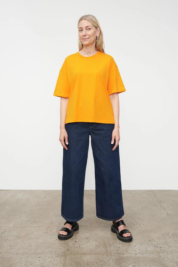 Kowtow Sale | Women's Everyday Tee | XXS | Cotton T-Shirts & Singlets | Afterpay Available