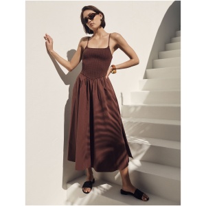 Forever New Women's Dylan Shirred Cotton Midi Dress in Rum Raisin