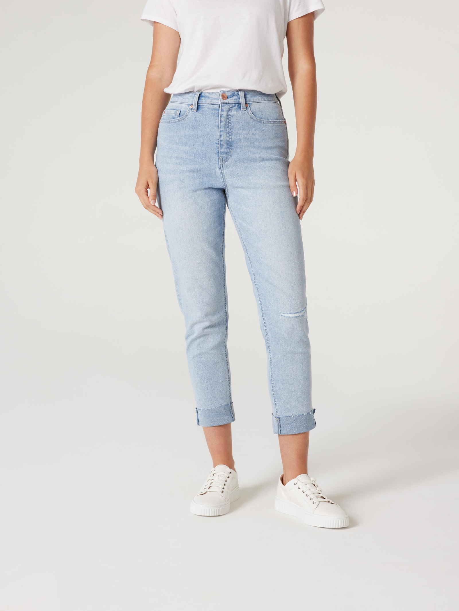 Brooke High Waisted Tapered Crop Jeans Light Blue