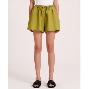 Desi Linen Shorts in Fern