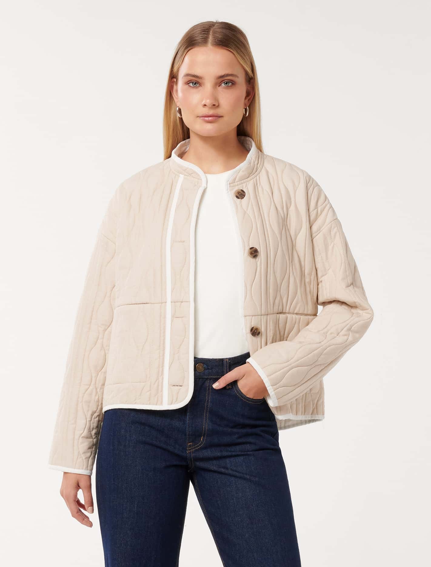 Forever New Women's Astrid Quilted Liner Jacket in Camel