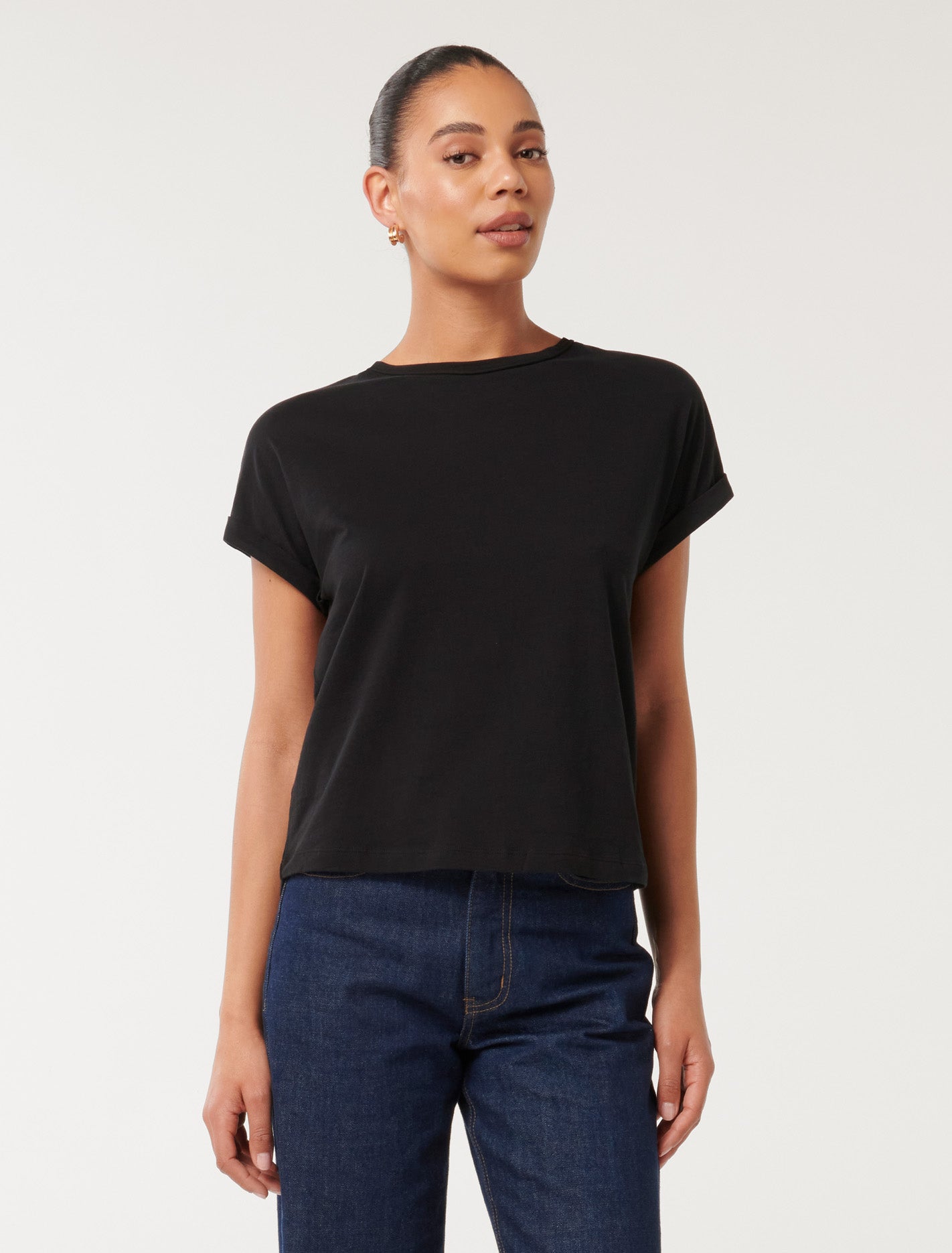 Forever New Women's Cassandra Everyday Tee Shirt in Black