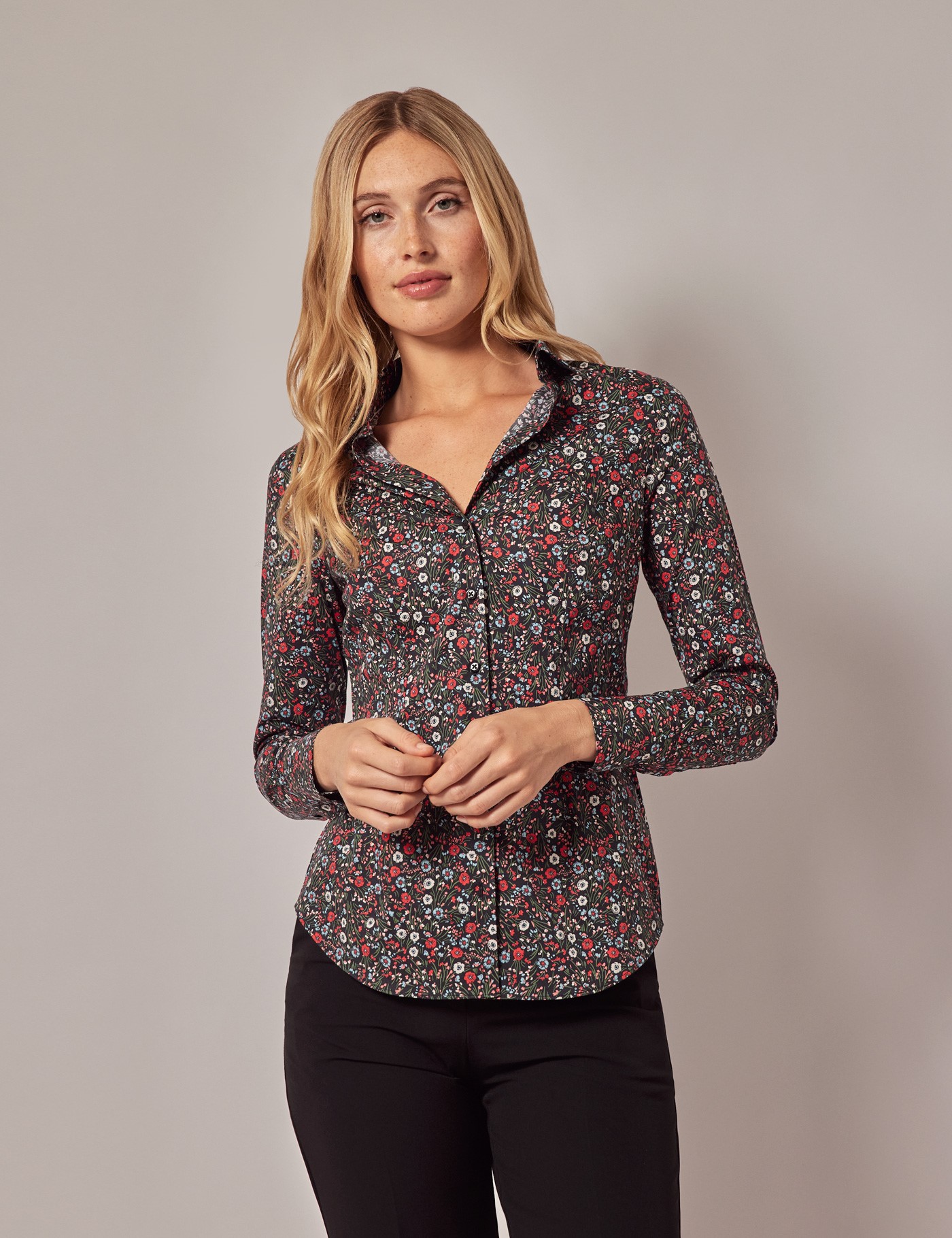 Hawes & Curtis Black & Red Floral Fitted Cotton Stretch Shirt Black/Red Women's