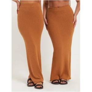 Mimi Maxi Skirt in Toffee