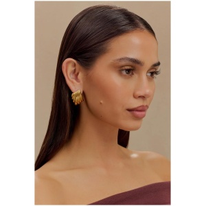 Olympia Textured Square Earrings - Gold