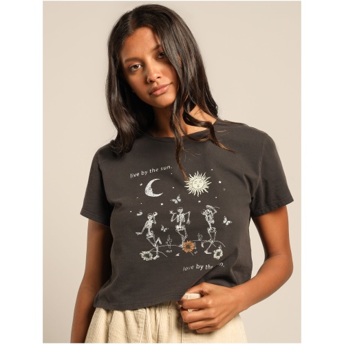 Sun & Moon T-Shirt in Washed Black