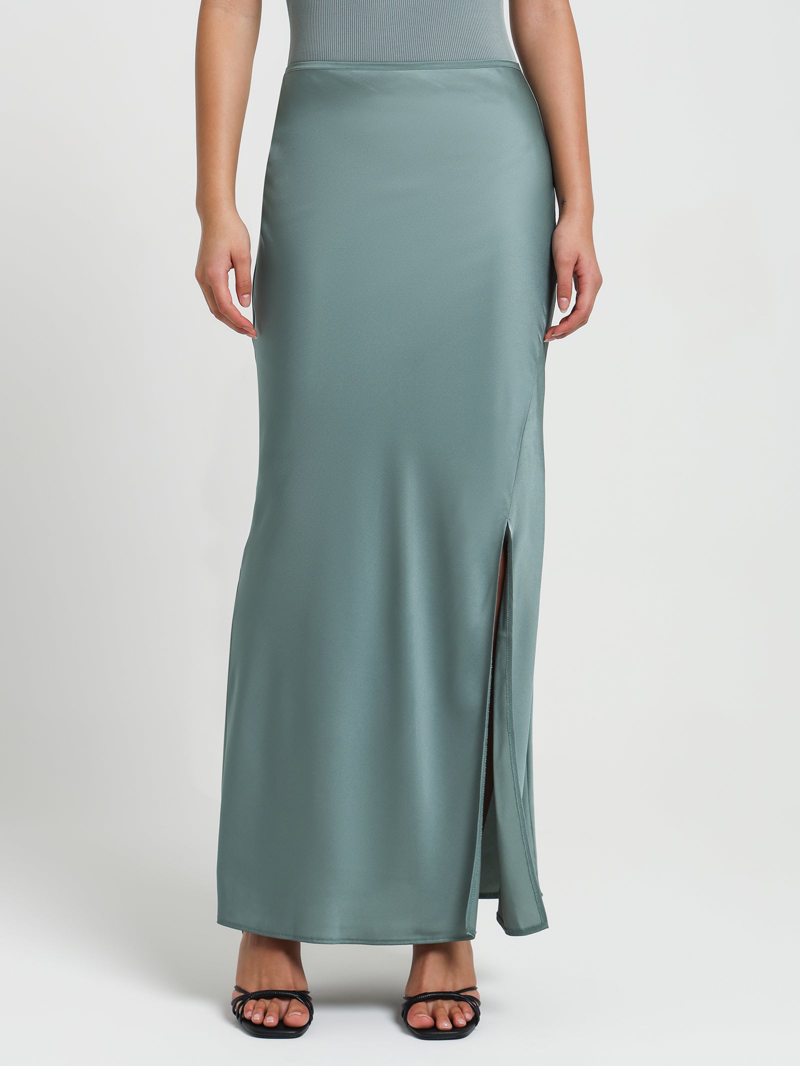 Suvi Satin Maxi Skirt in Seafoam