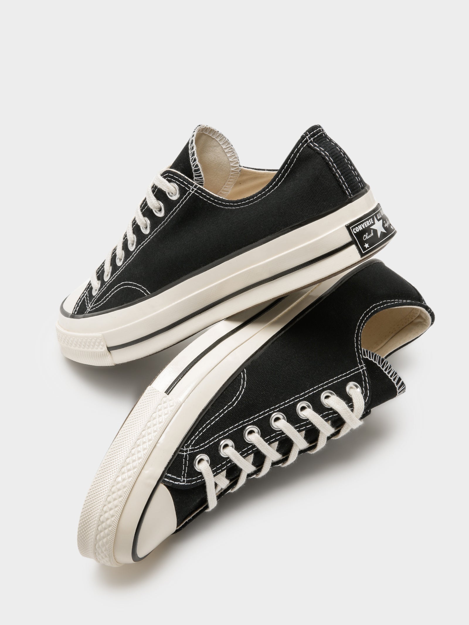 Unisex Chuck Taylor All Star 70 Low Top Sneakers in Black