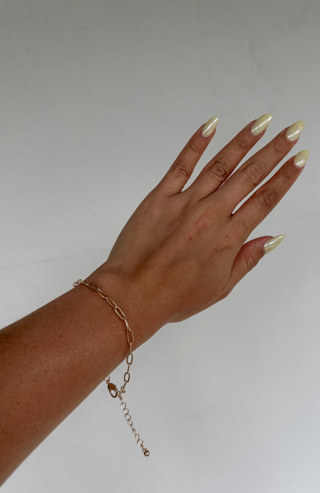 Aklina Bracelet Gold