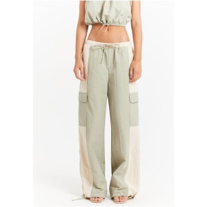 Ella Parachute Pants in Sage & Cream