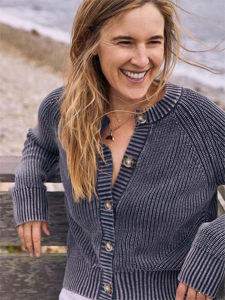 Faherty Sale | Women's Sunwashed Fisherman Cardigan | Navy | Navy / M | Cotton Knitwear | Afterpay Available