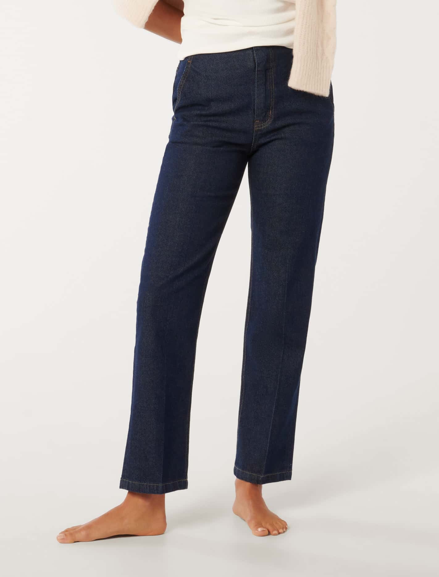 Forever New Women's Amy Straight-Leg Jeans in Dark Wash