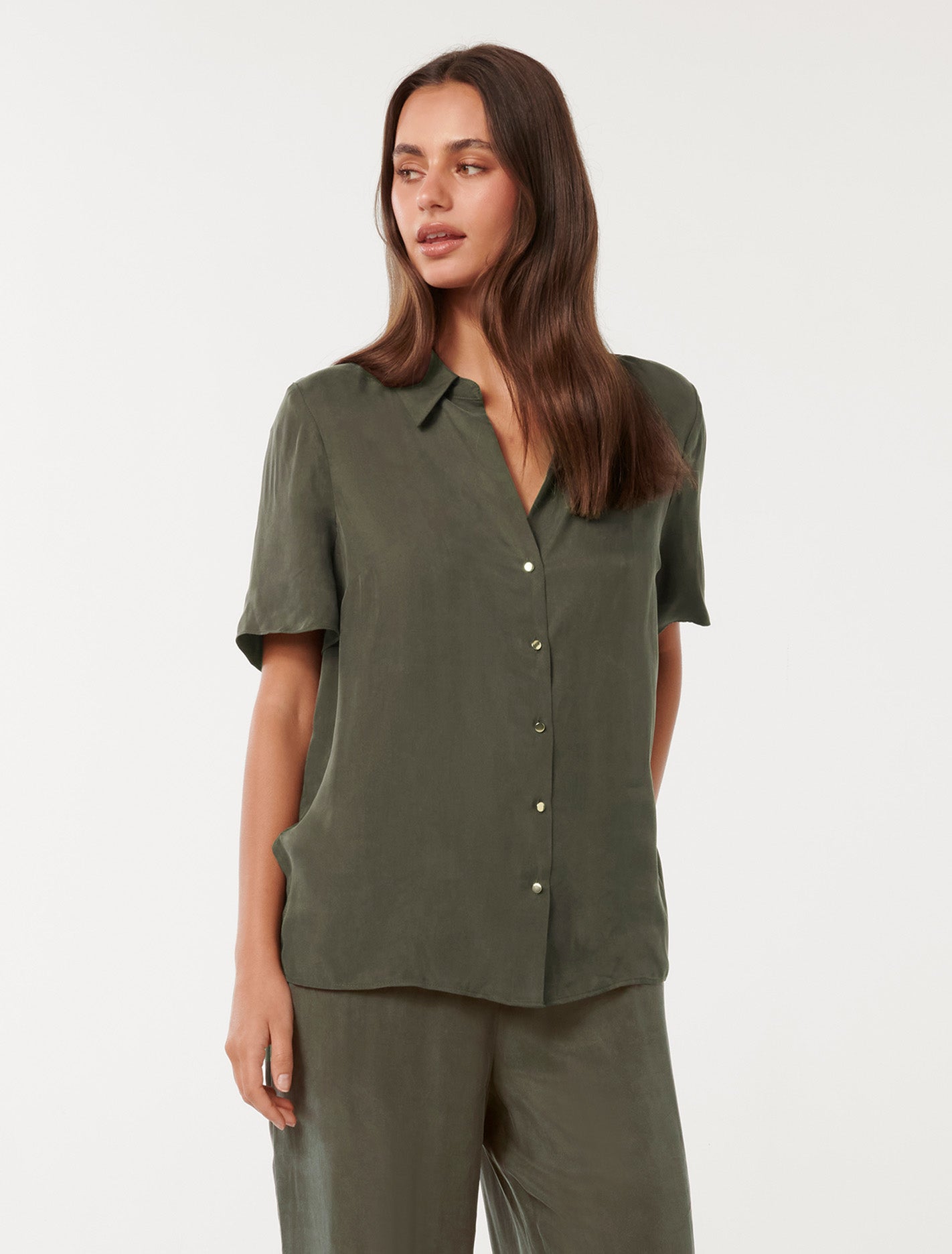 Forever New Women's Betsy Cupro Shirt in Dark Green Co-Ord