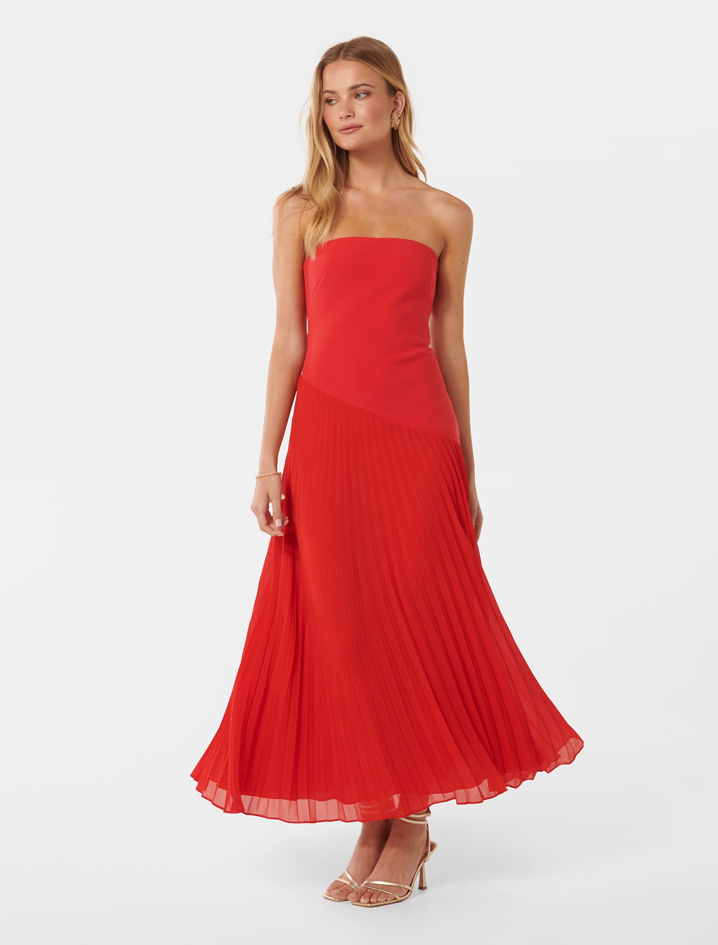 Forever New Women's Capri Strapless Pleat Midi Dress in Cherry Tomato