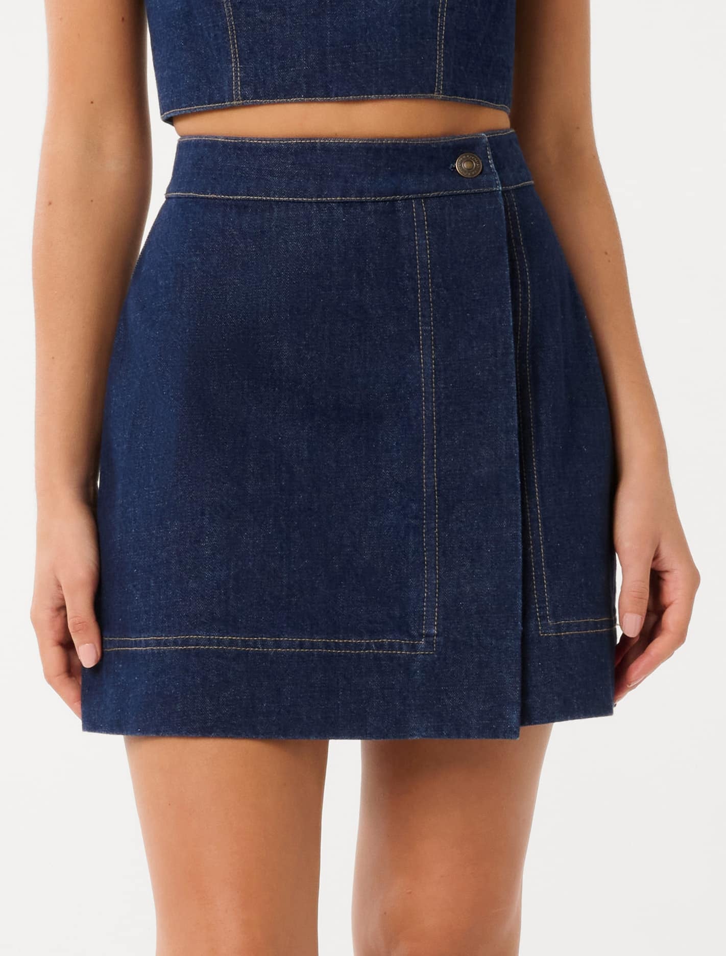 Forever New Women's Katie Denim Skirt in Rinse Wash Co-Ord