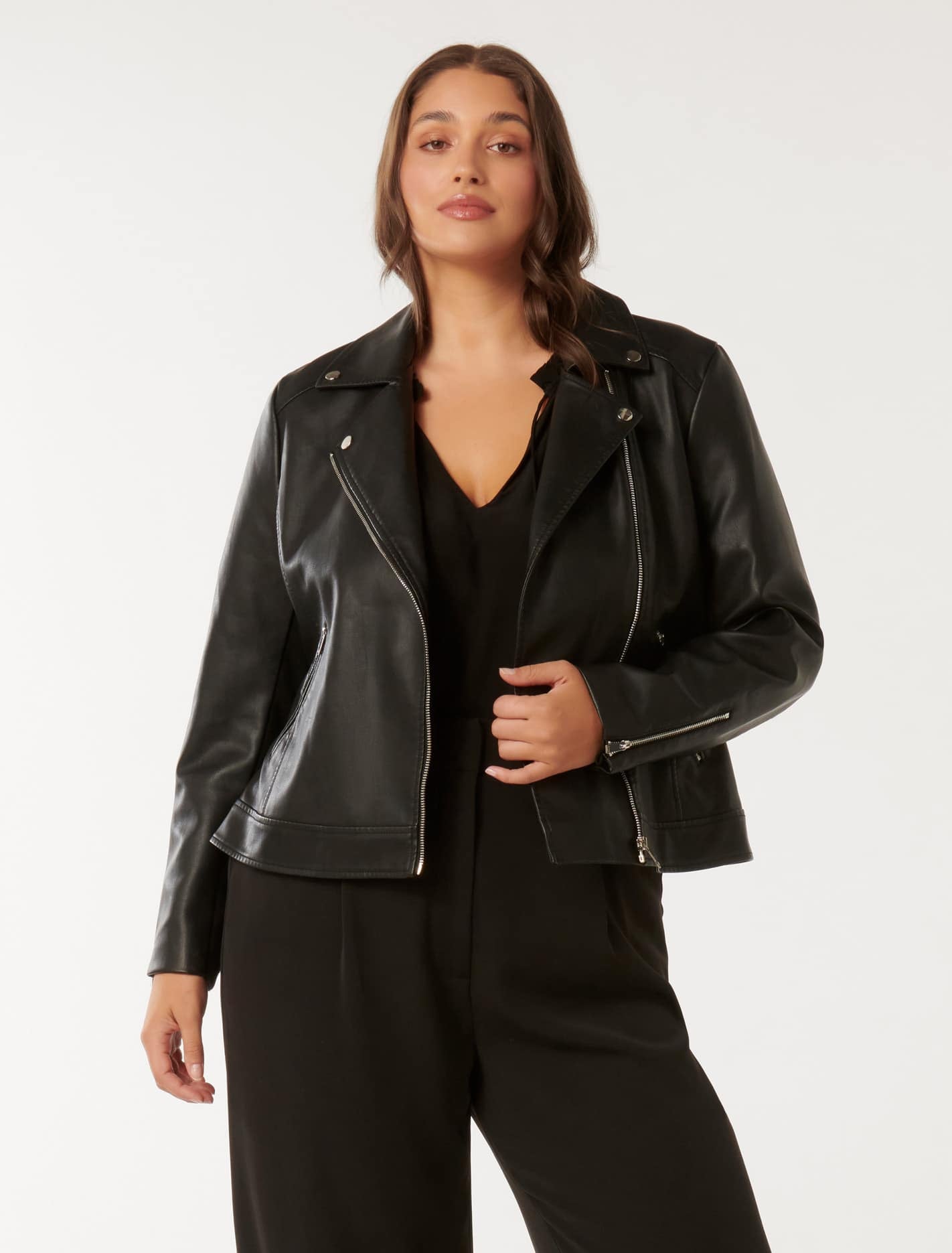 Forever New Women's Kylie Curve Biker Jacket in Black