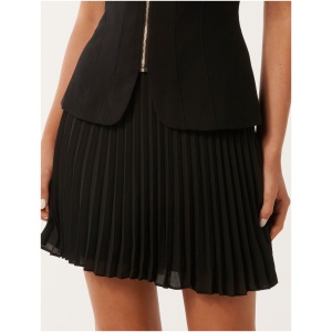 Forever New Women's Leona Pleat Mini Skirt in Black