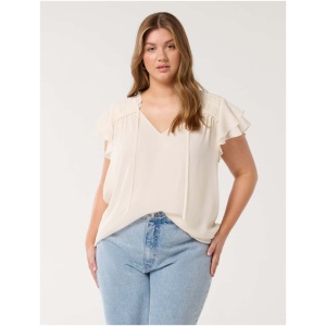 Forever New Women's Yuna Curve Plus Size Frill Shell Blouse in Ivory